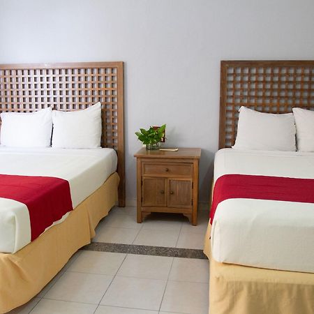 Dogtown Suites Cancun Exterior photo