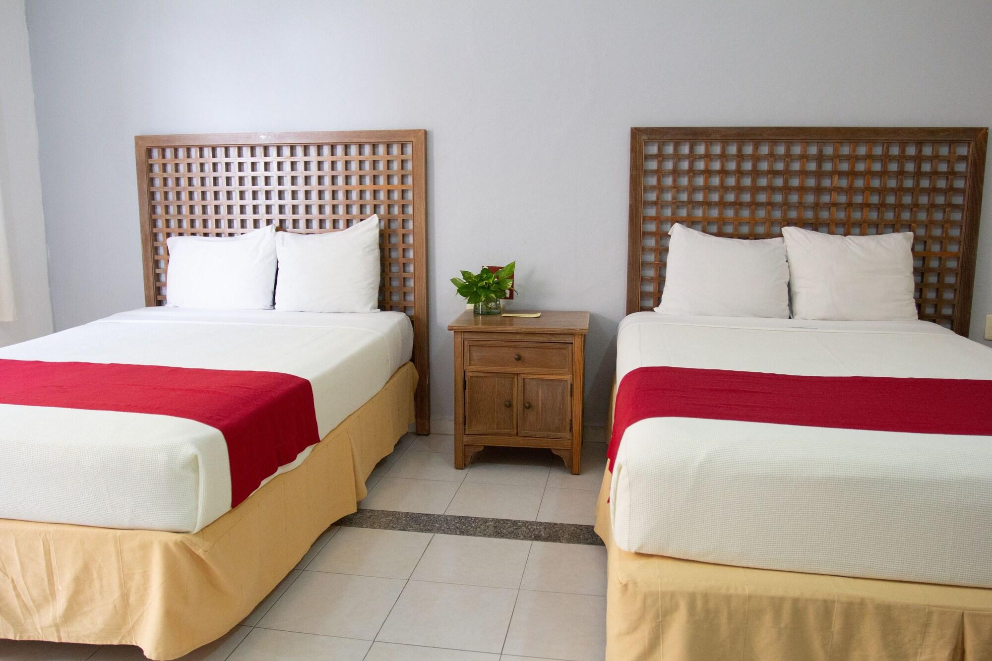 Dogtown Suites Cancun Exterior photo