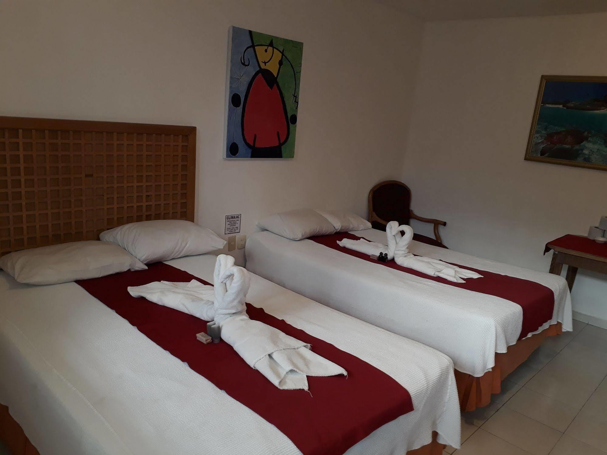 Dogtown Suites Cancun Exterior photo